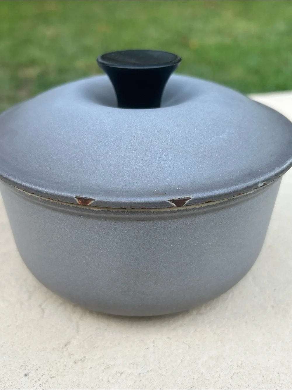 Le Creuset please note